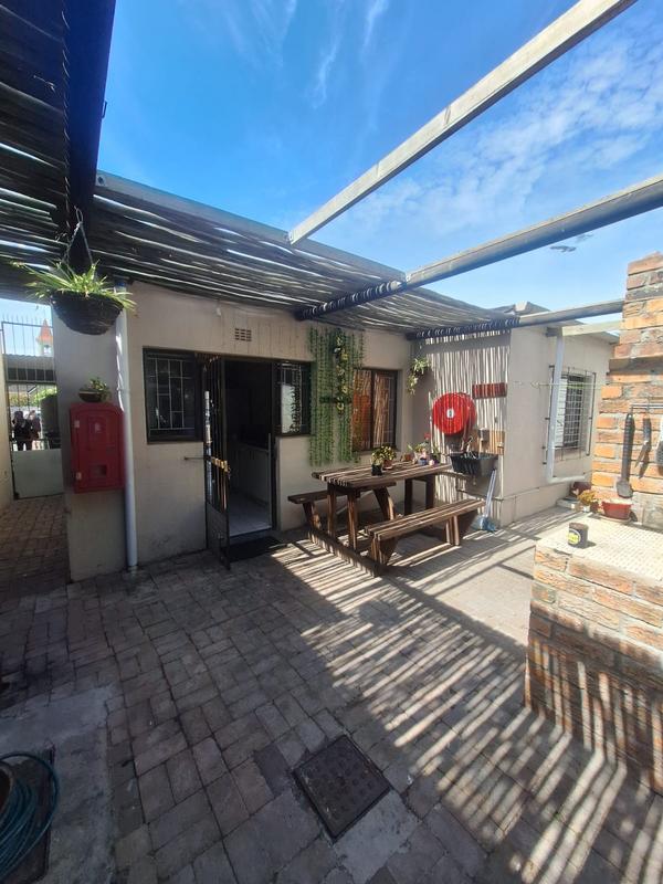 3 Bedroom Property for Sale in Glen Lilly Western Cape